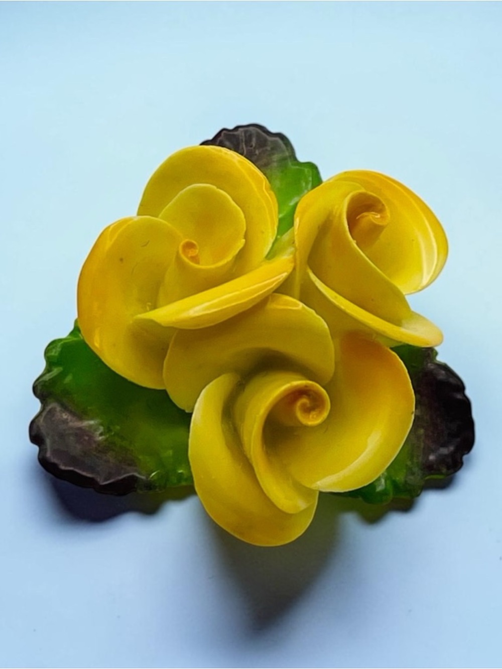 Beautiful Vintage Yellow Roses Bone China Brooch Made in England